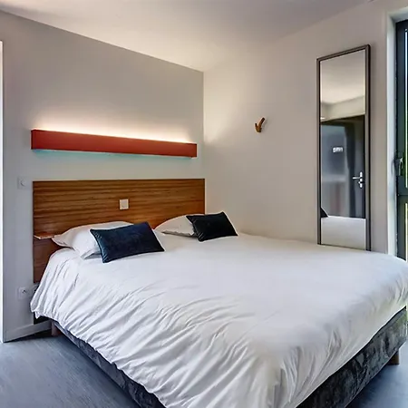 Vacanceole - Le Village Des Oiseaux 假日公园 3*