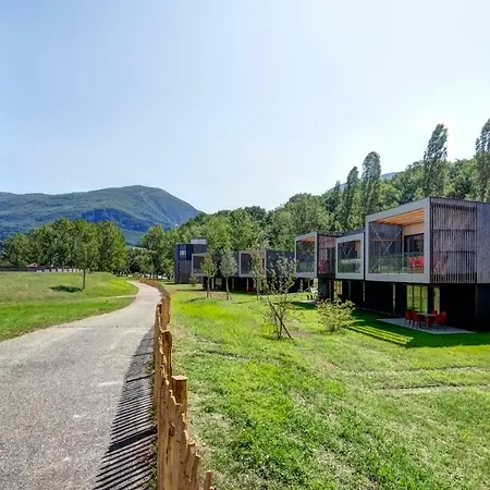 Vacanceole - Le Village Des Oiseaux 假日公园 3*